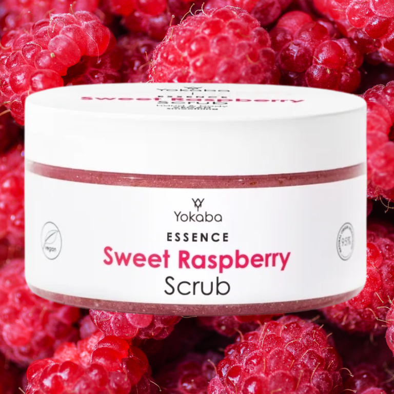 Απολεπιστικό με φωτεινές μικροπέρλες - Sweet Raspberry Scrub Essence Yokaba 250 g - Φόρμουλα βασισμένη σε 95% συστατικά φυσικής προέλευσης.