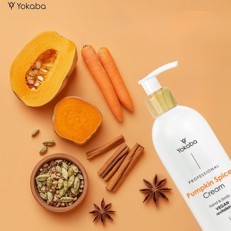 Κρέμα σώματος - Pumpkin Spice Hand&Body 240ml - Vegan Φόρμουλα βασισμένη σε 93,3% συστατικά φυσικής προέλευσης.